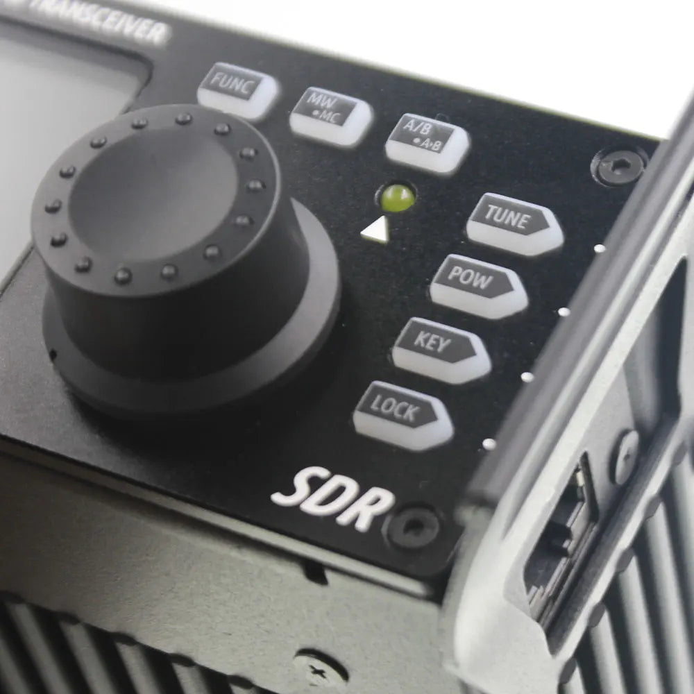 Xiegu G90 0.5-30MHz HF Amateur Radio 20W SSB/CW/AM/FM SDR Structure with Built-in Auto Antenna Tuner HF Transceiver